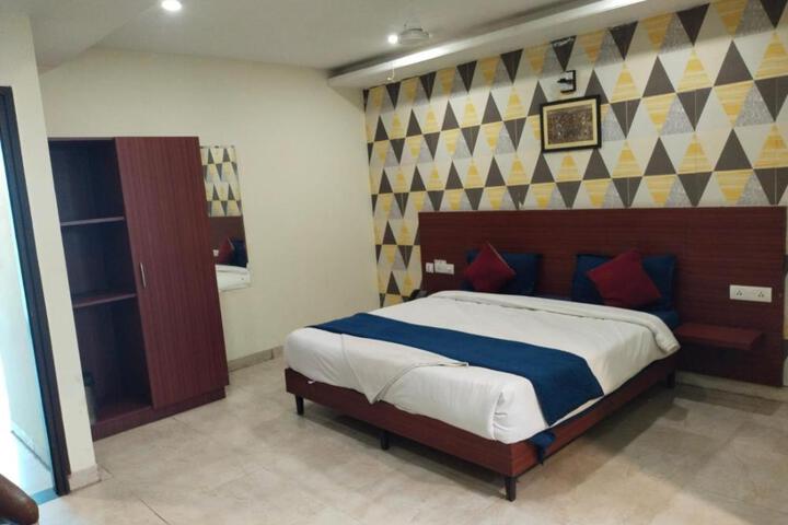 Hotel Shivaye Residency