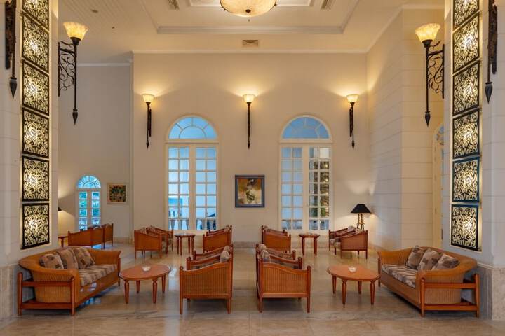 Hotel Interior 3 of 97