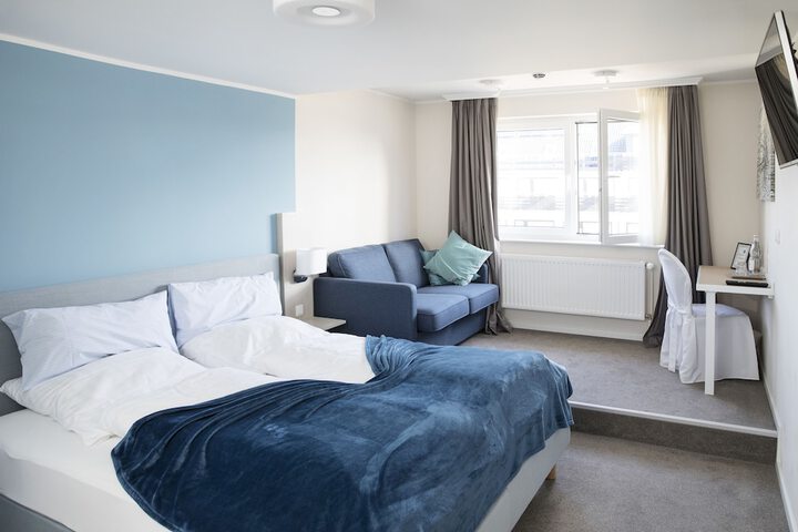 Room 7 of 23