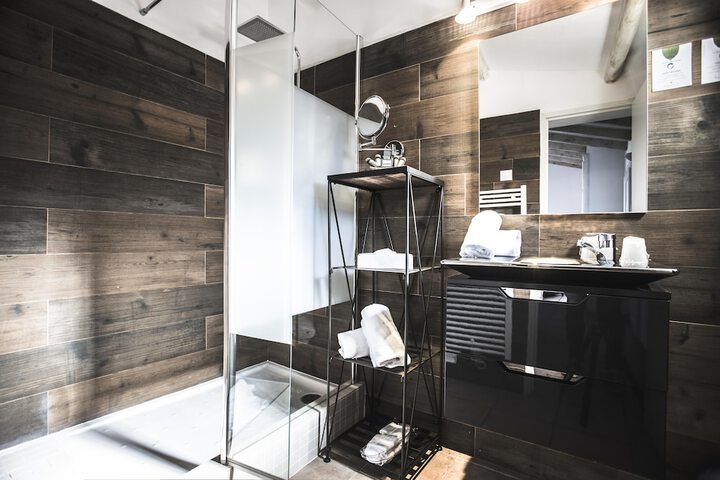 Bathroom Interior Photo