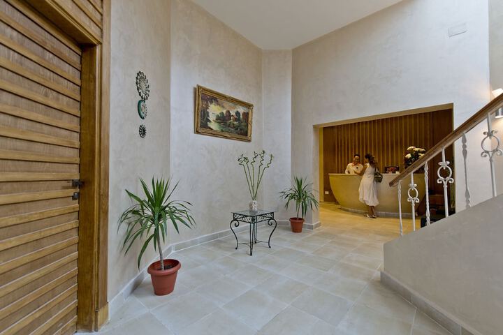 Hotel Interior 84 of 168