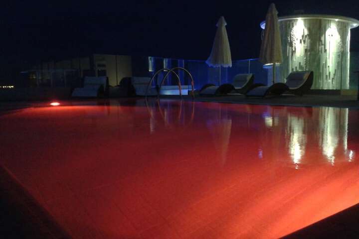 Pool 44 of 66