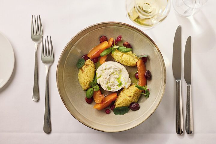 Dining 55 of 66