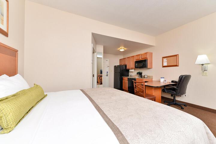 Studio 2 Double Beds (3 of 13)