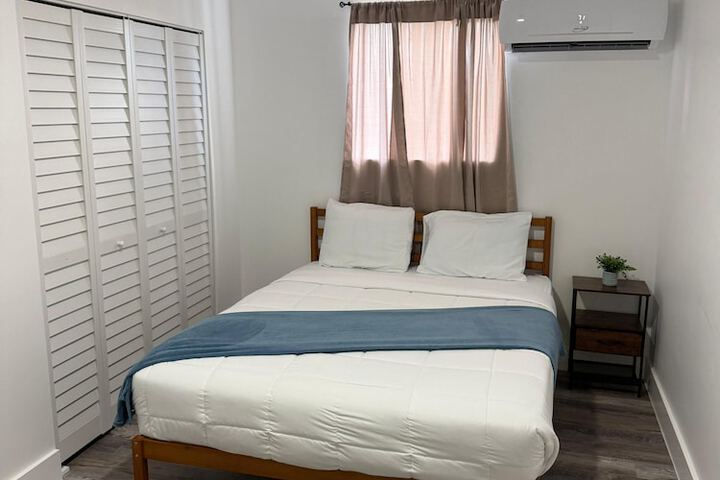 Room 11 of 29
