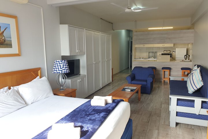 Room 5 of 42