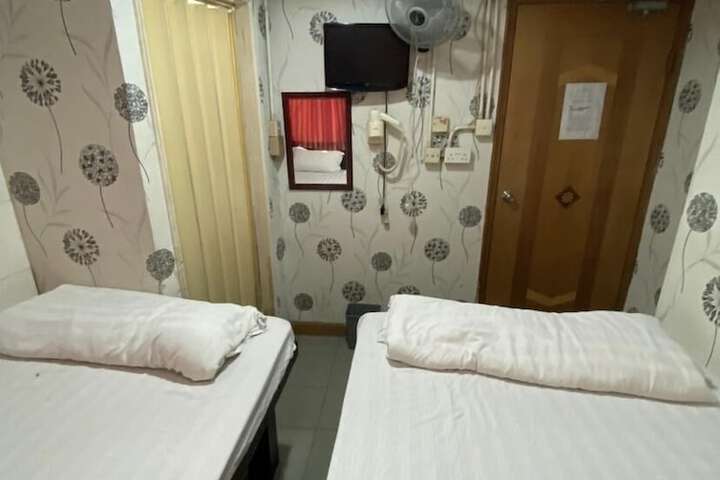 Room 29 of 56
