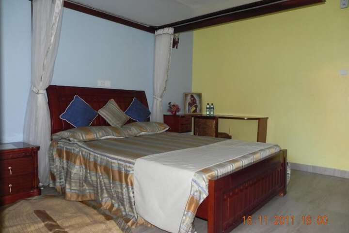 Room 15 of 35