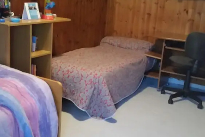 Room 2 of 12