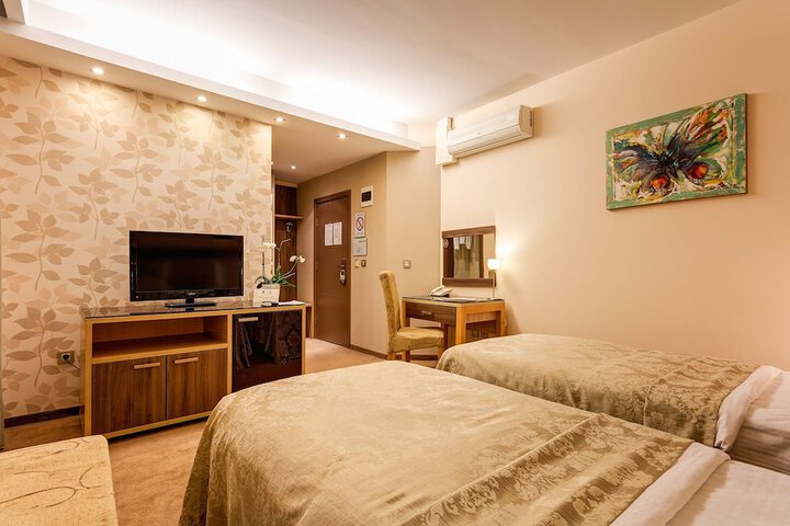 Room 8 of 57