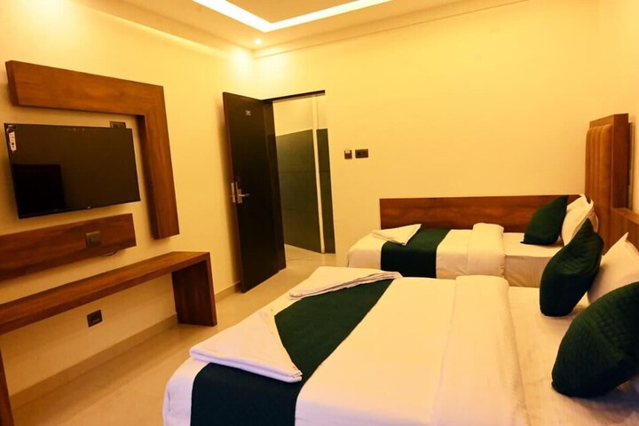 Room 18 of 24