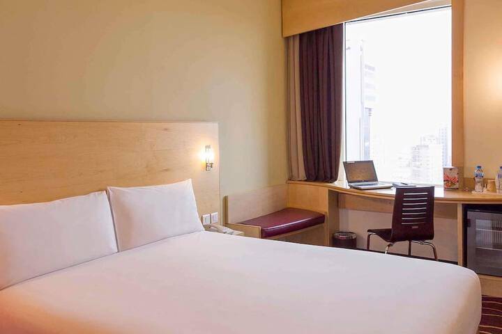 Room 20 of 65