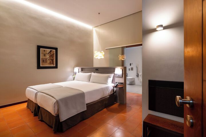 Room 16 of 67
