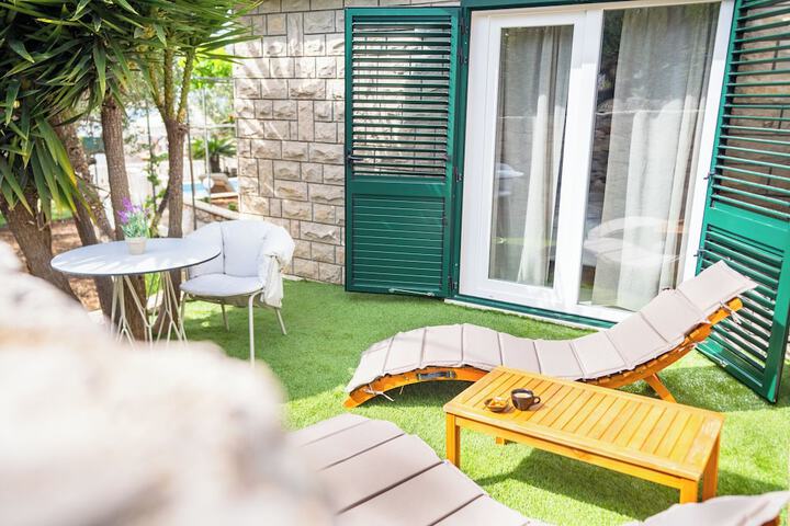 Terrace/Patio 41 of 133