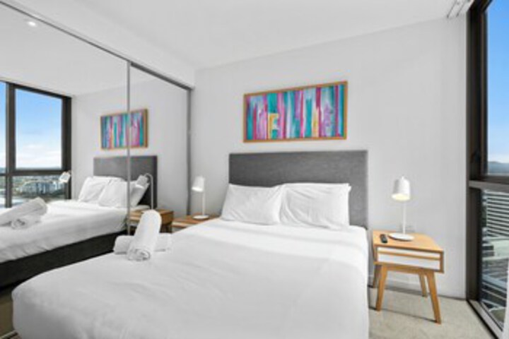 Room 16 of 72