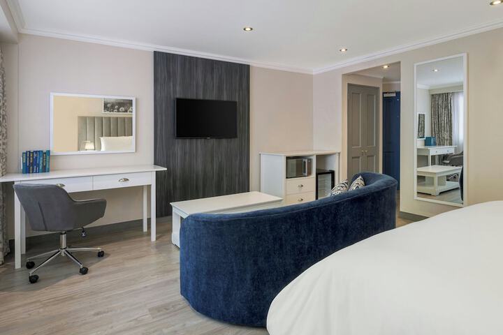 Room 21 of 131