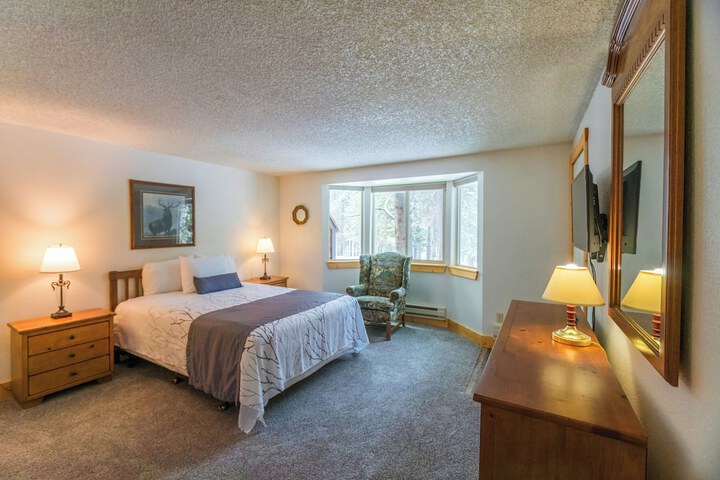 Room 8 of 43