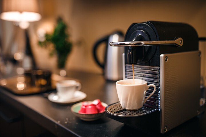 Breakfast/Coffee Service 18 of 44