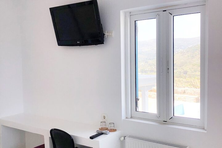 Room 10 of 46