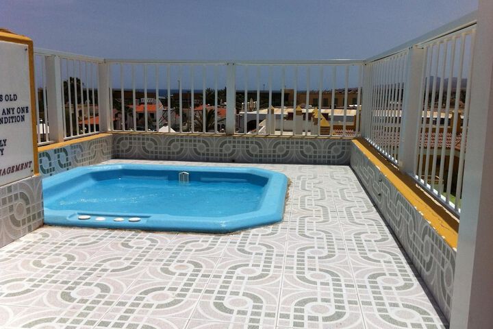 Pool Hotel