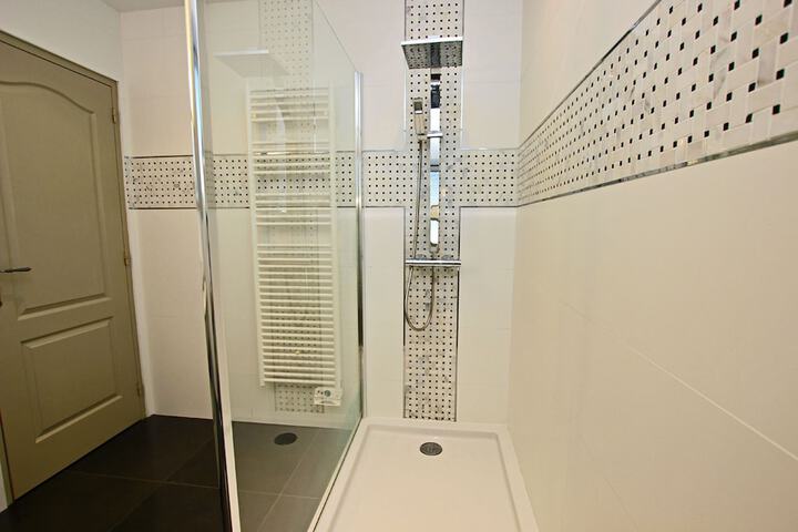 Bath Photo