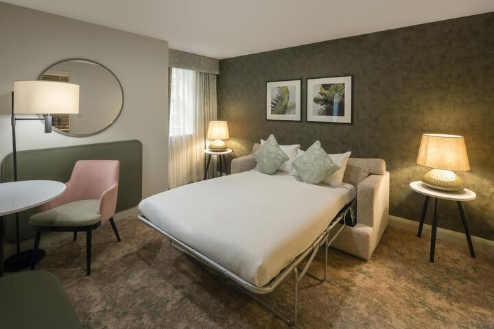 Room 78 of 179