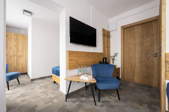 Room 17 of 62