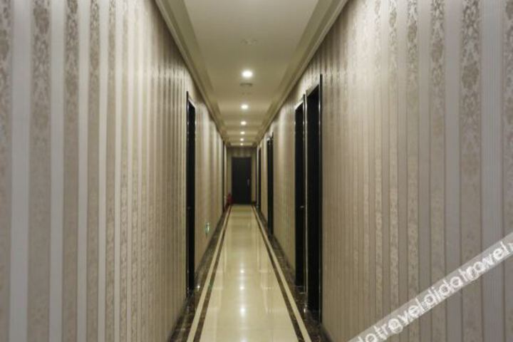 Hotel Interior 11 of 21