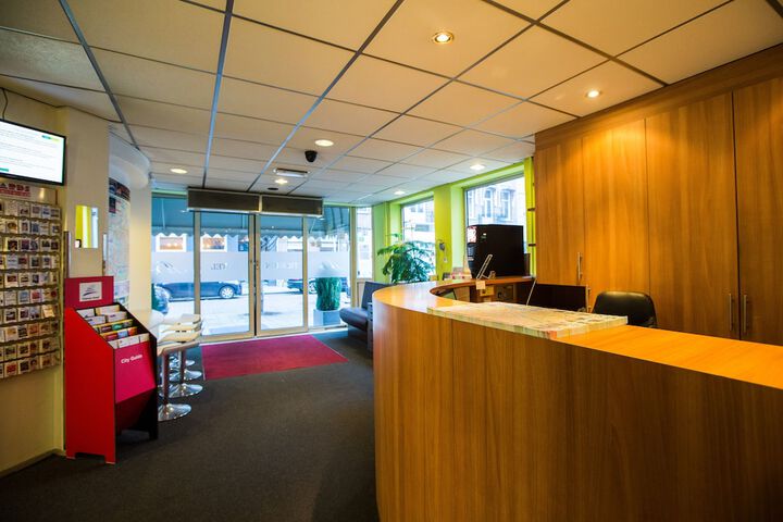 Guest Lobby