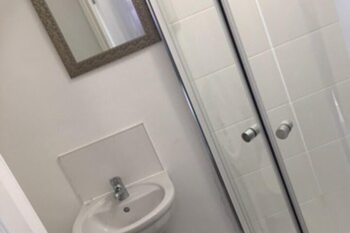 Room 35 of 95