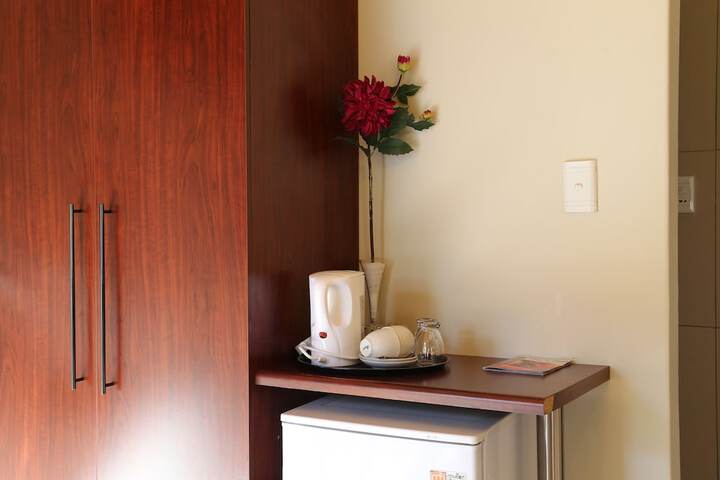 Room 18 of 40