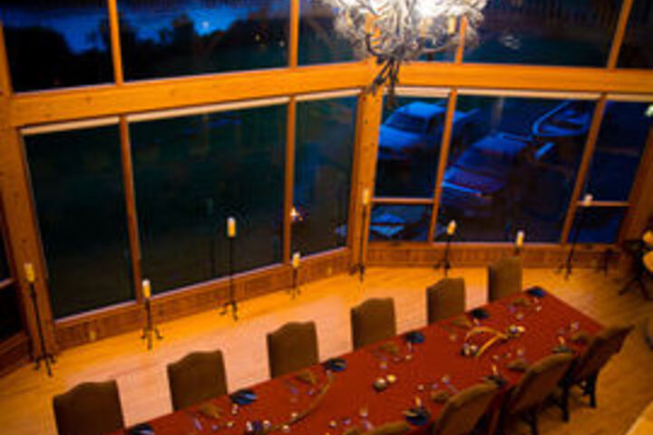 Dining 10 of 47