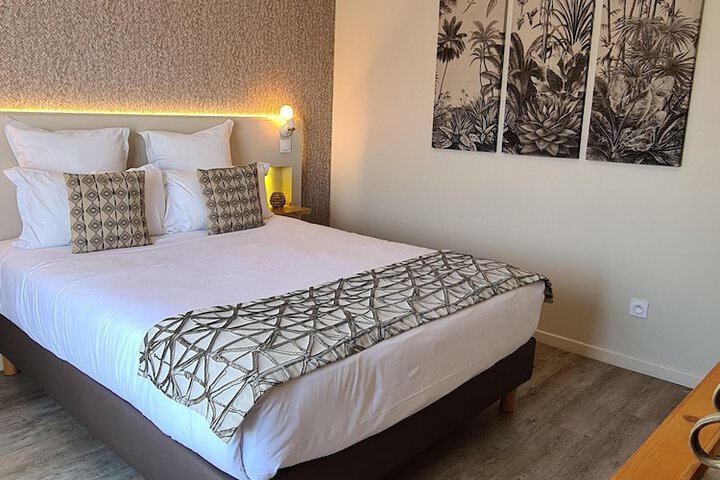 Room 70 of 210