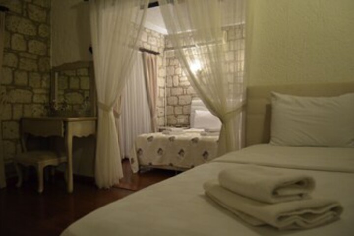 Room 55 of 82