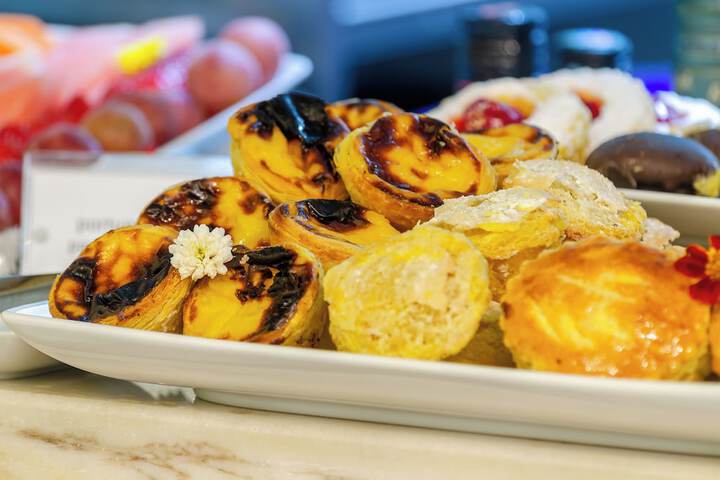 Breakfast/Coffee Service 29 di 34