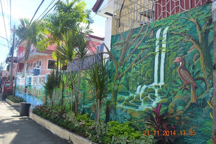 Hotel 137 of 141