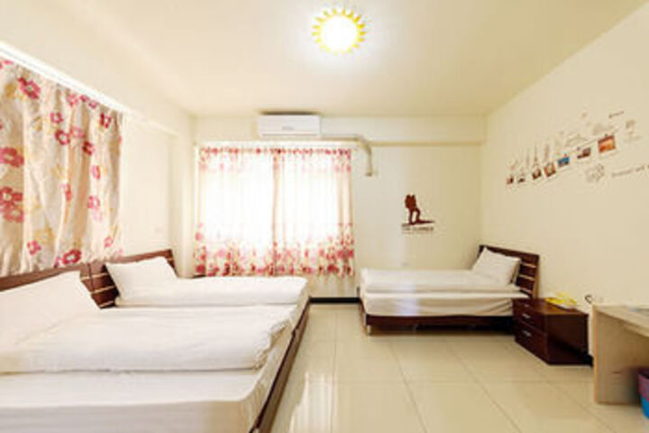 Room 37 of 51