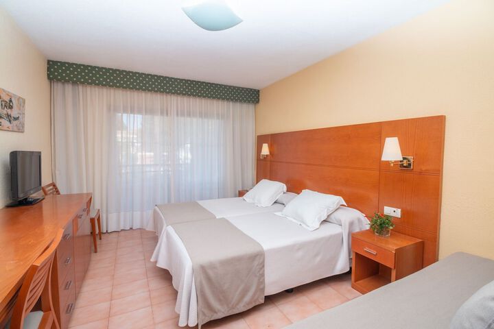 Room 8 of 60