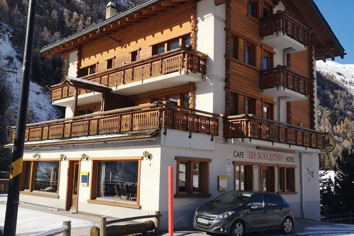 Hotel 3 of 6