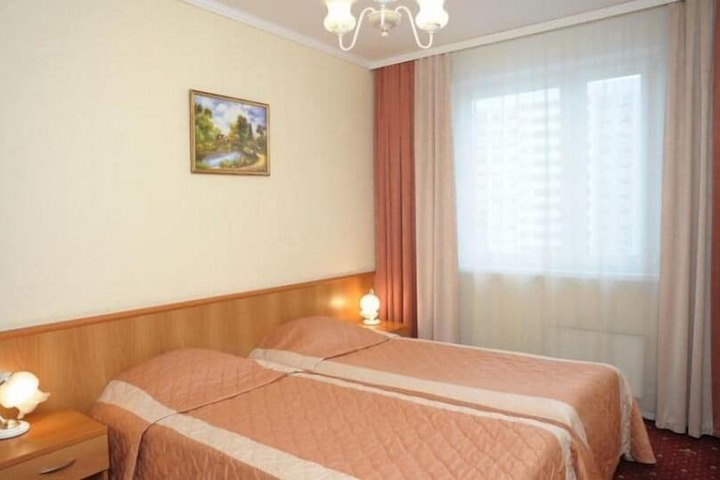 Room 15 of 72