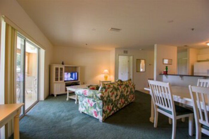 Room 22 of 38