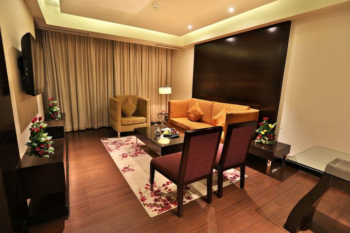 Room 15 of 49