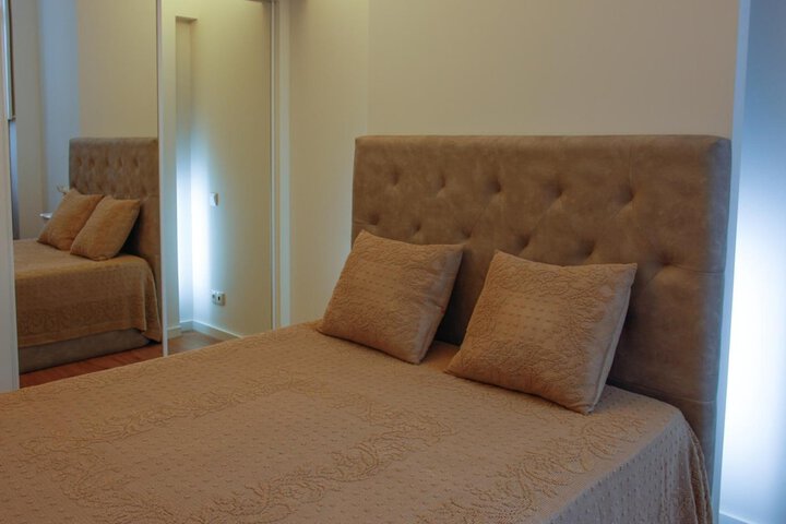 Room 8 of 31
