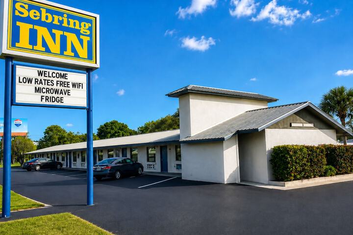 Sebring Inn