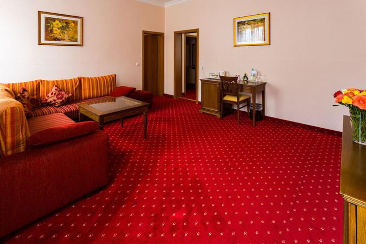 Room 24 of 57
