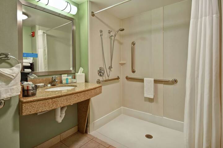 Bathroom shower