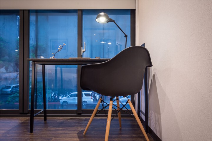Room 20 of 99