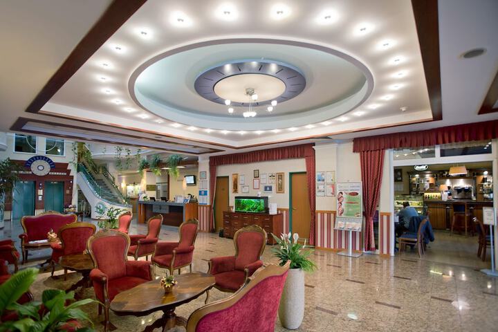 Hotel Interior 5 of 77