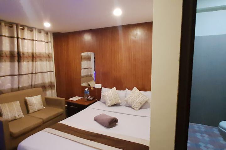 Room 69 of 122