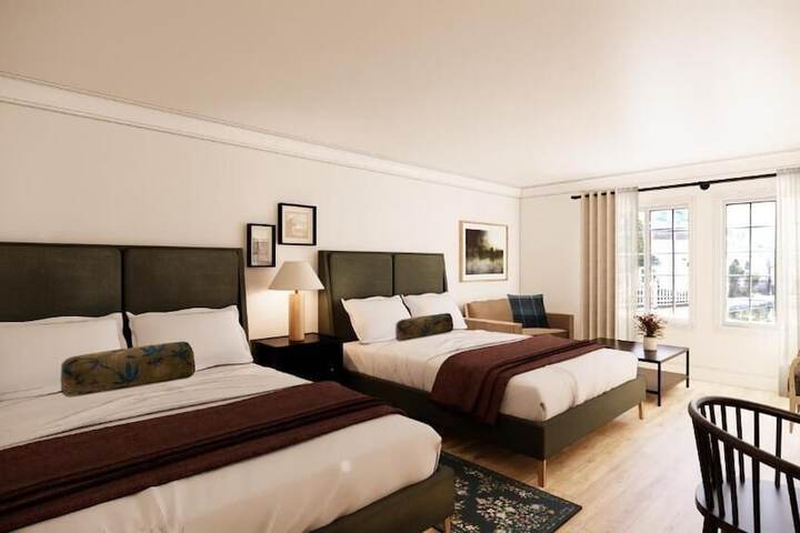 Room 2 of 8